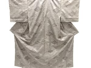 大特価品　重ね菱に花模様織り出し本場泥大島紬着物(5マルキ)